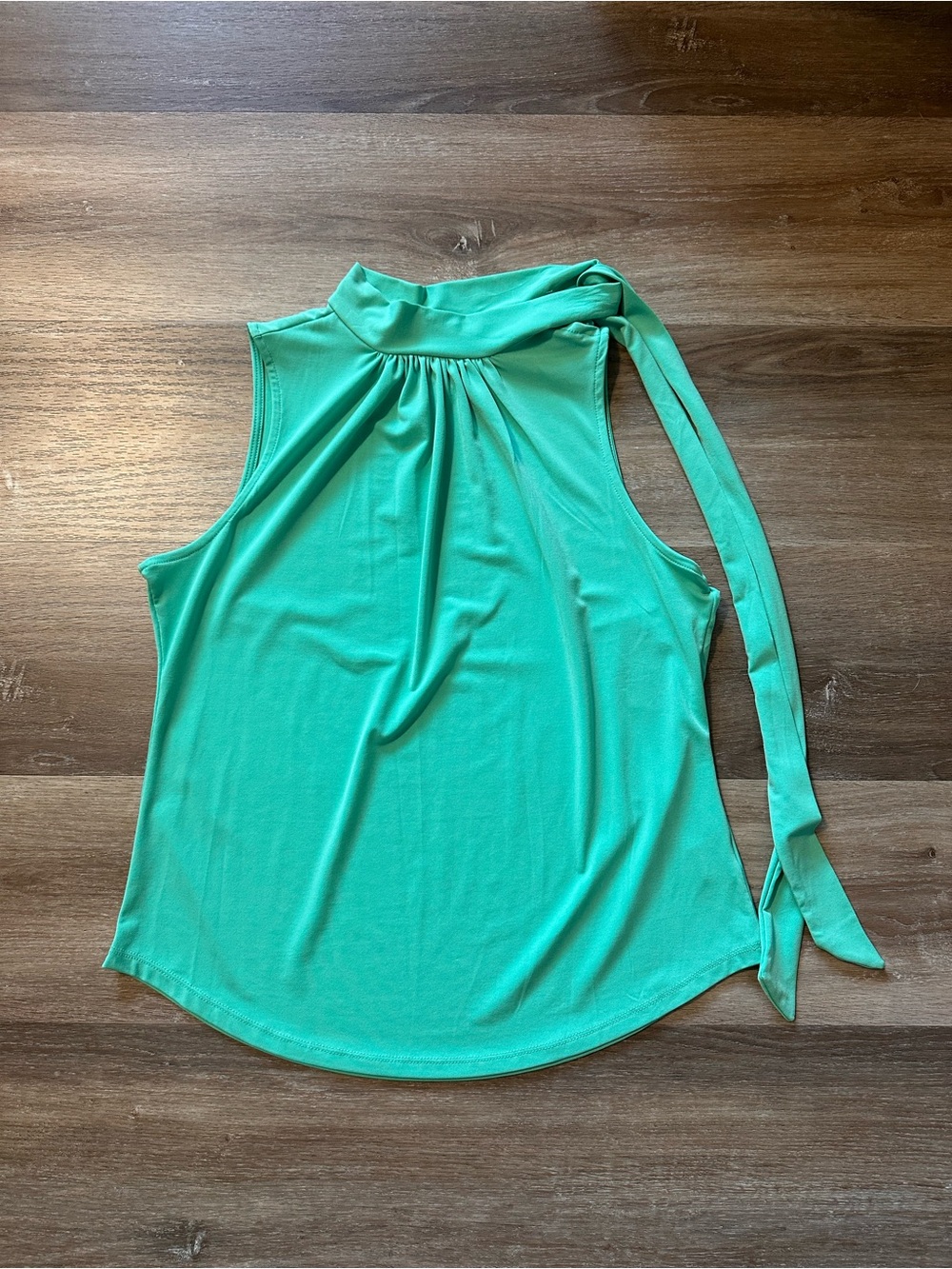 Liz Claiborne Mint Green Career Tie‑Neck Tank – Medium
